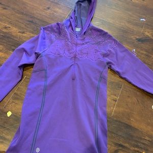 Athleta large sweatshirt hoodie